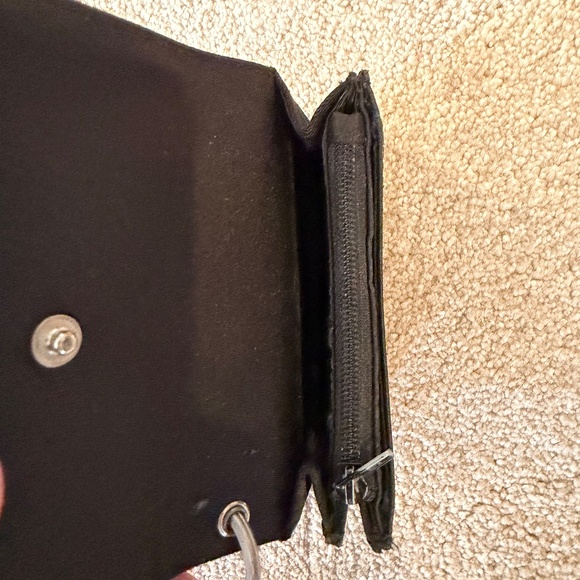 Black Kate Spade messenger bag and matching wallet - Picture 7 of 8